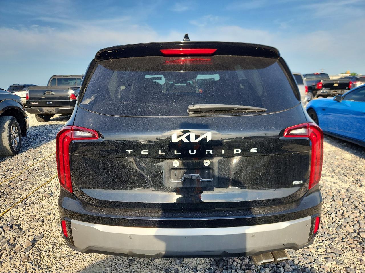 2023 Kia Telluride S - Фото 6