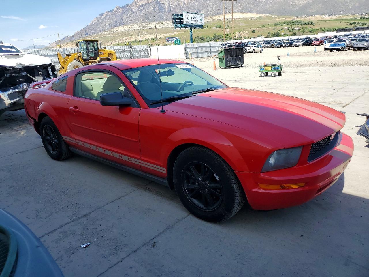 2005 Ford Mustang - Фото 4