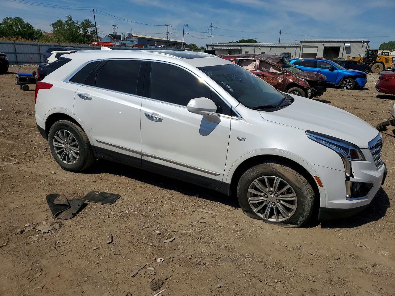 2017 Cadillac Xt5 Luxury - Фото 4