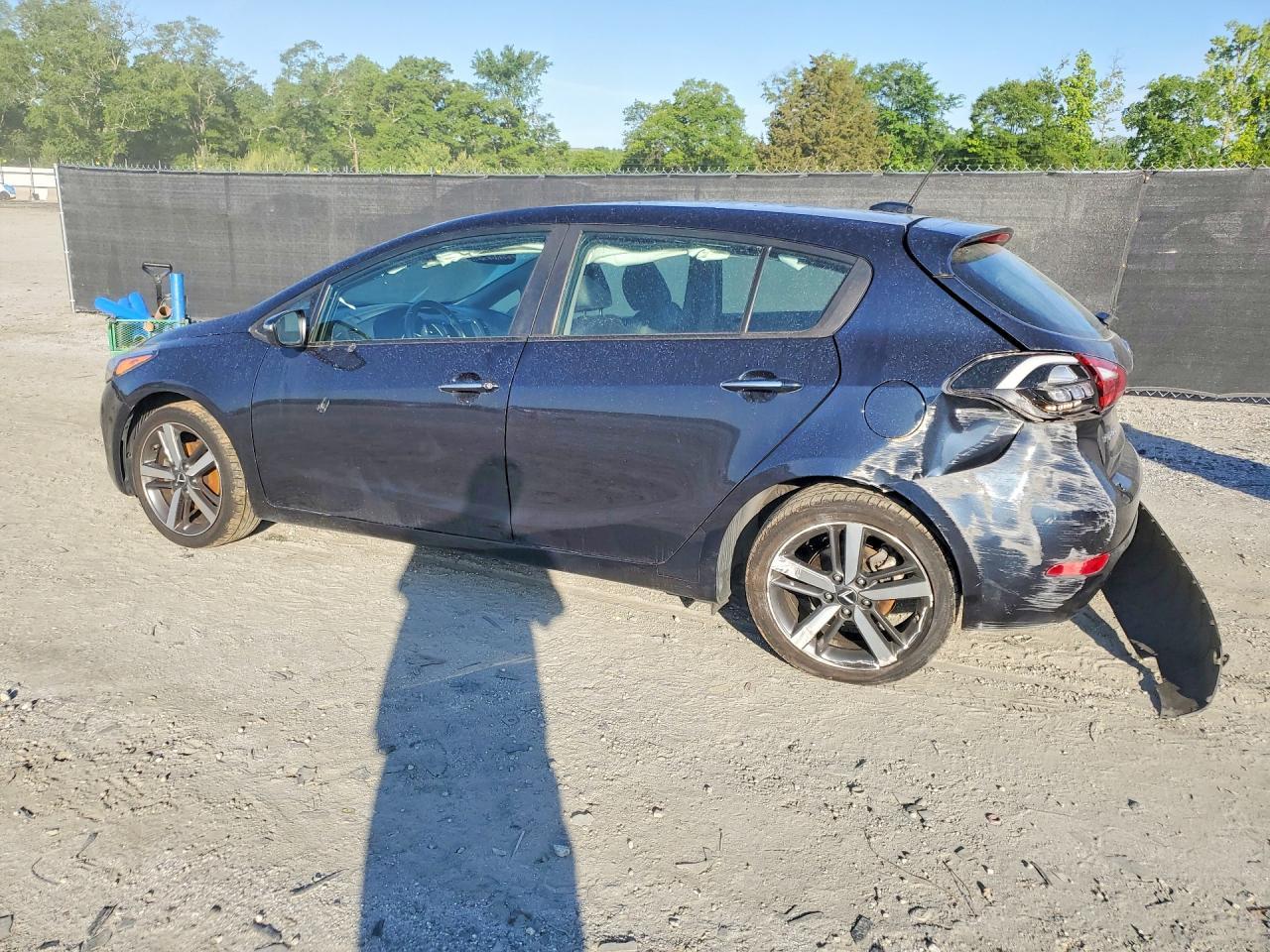 2017 Kia Forte - Фото 2