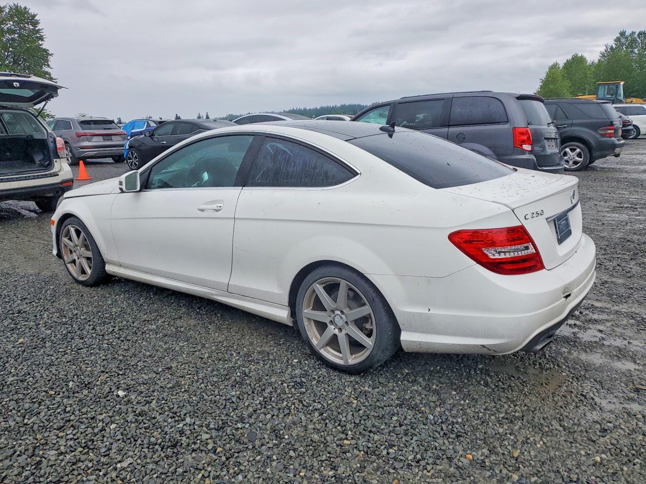2013 Mercedes-Benz C 250 - Фото 2