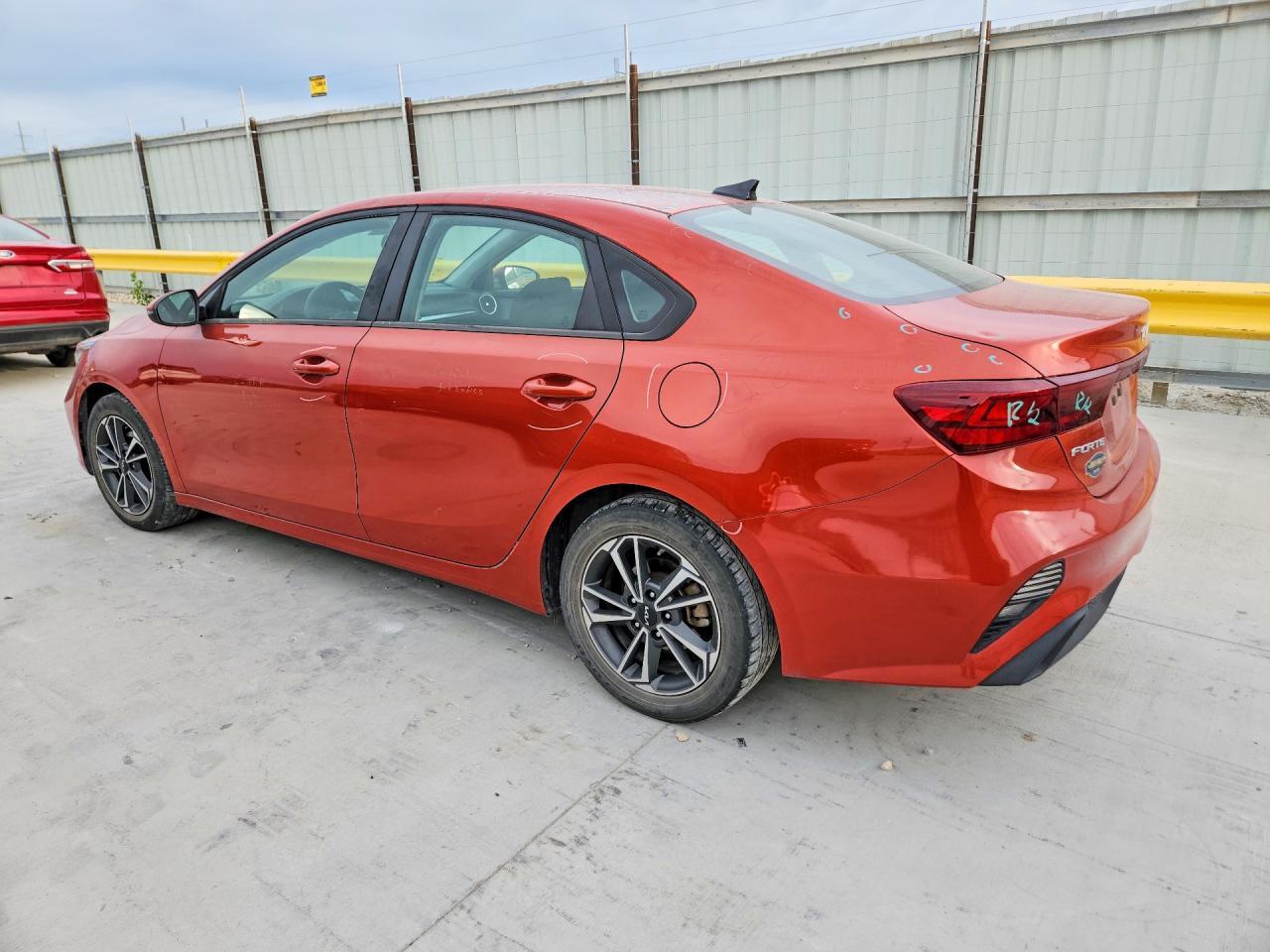 2022 Kia Forte - Фото 2
