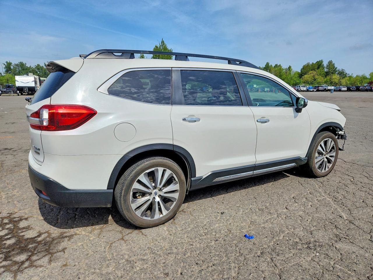 2022 Subaru Ascent Touring - Image 3