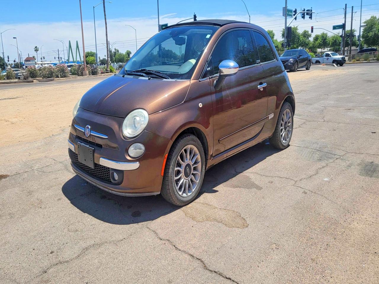 2012 Fiat 500 Lounge - Image 2