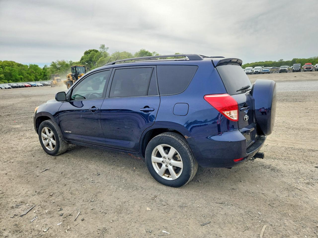 2007 Toyota Rav4 Limited - Image 2