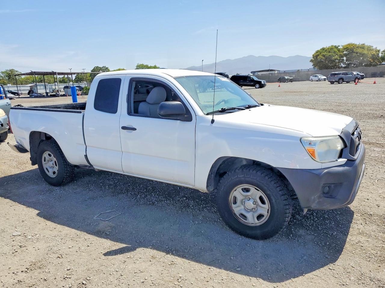 2015 Toyota Tacoma Access Cab - Фото 4