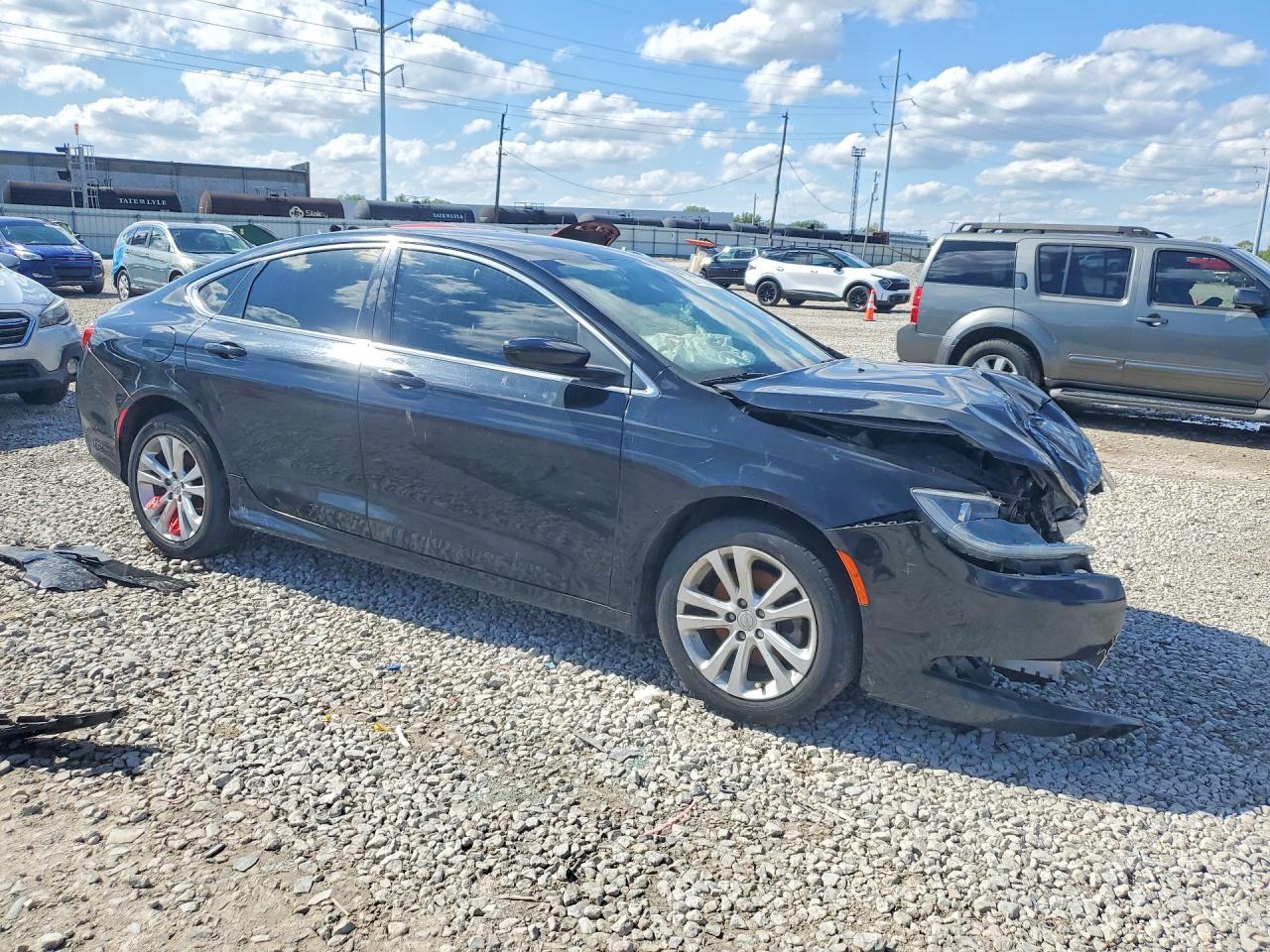 2015 Chrysler 200 Limited - Фото 4