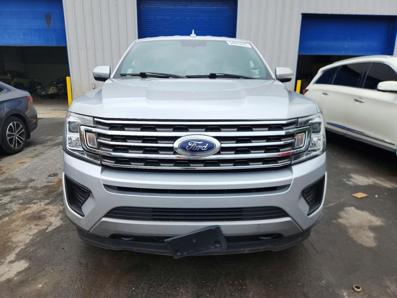 2018 Ford Expedition Xlt - Фото 5