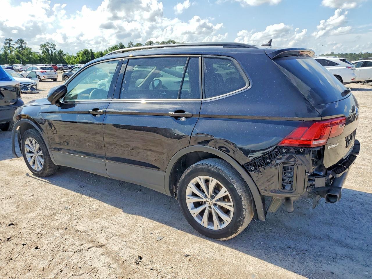 2020 Volkswagen Tiguan S - Image 2