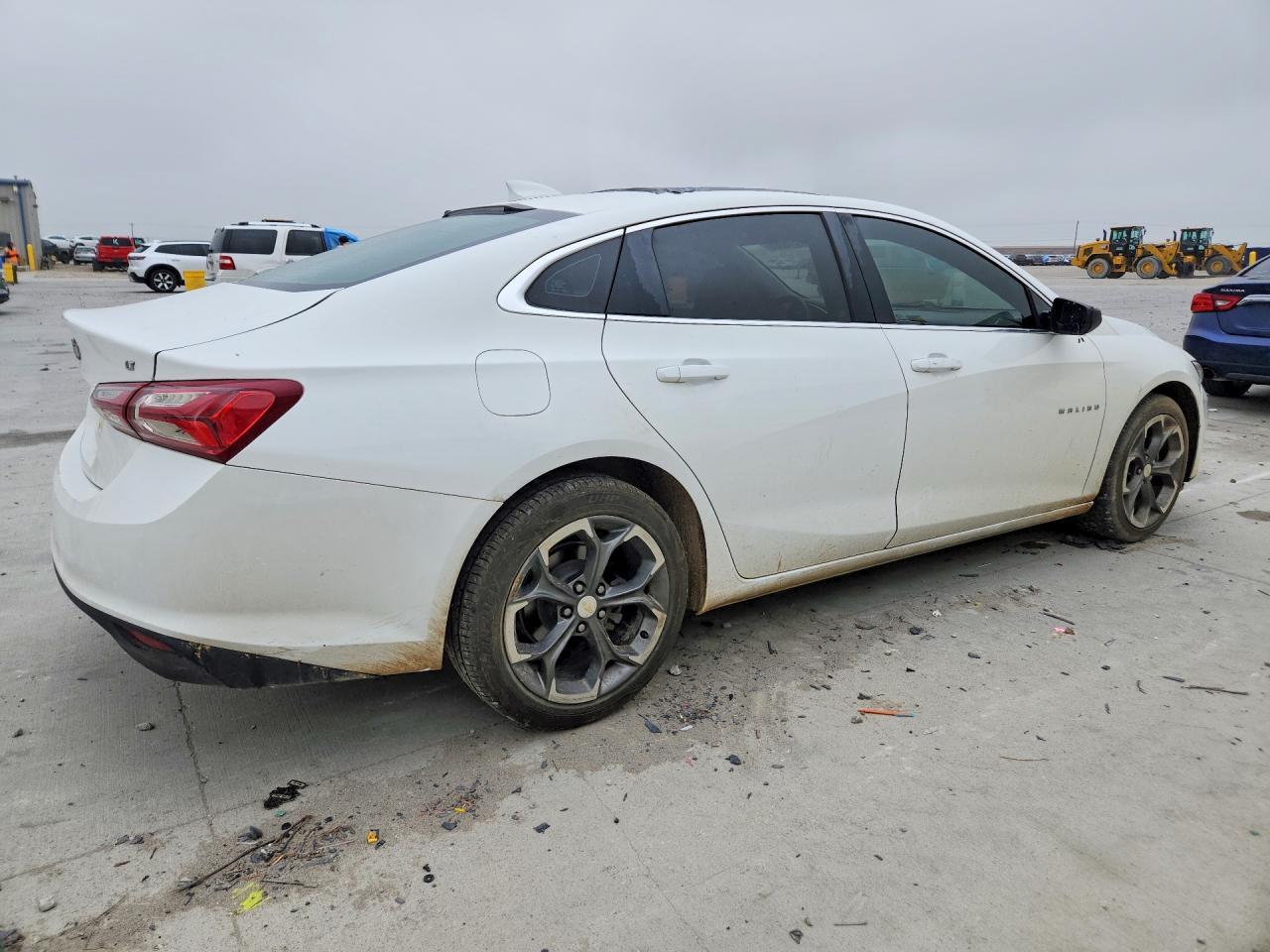 2021 Chevrolet Malibu Lt - Фото 3