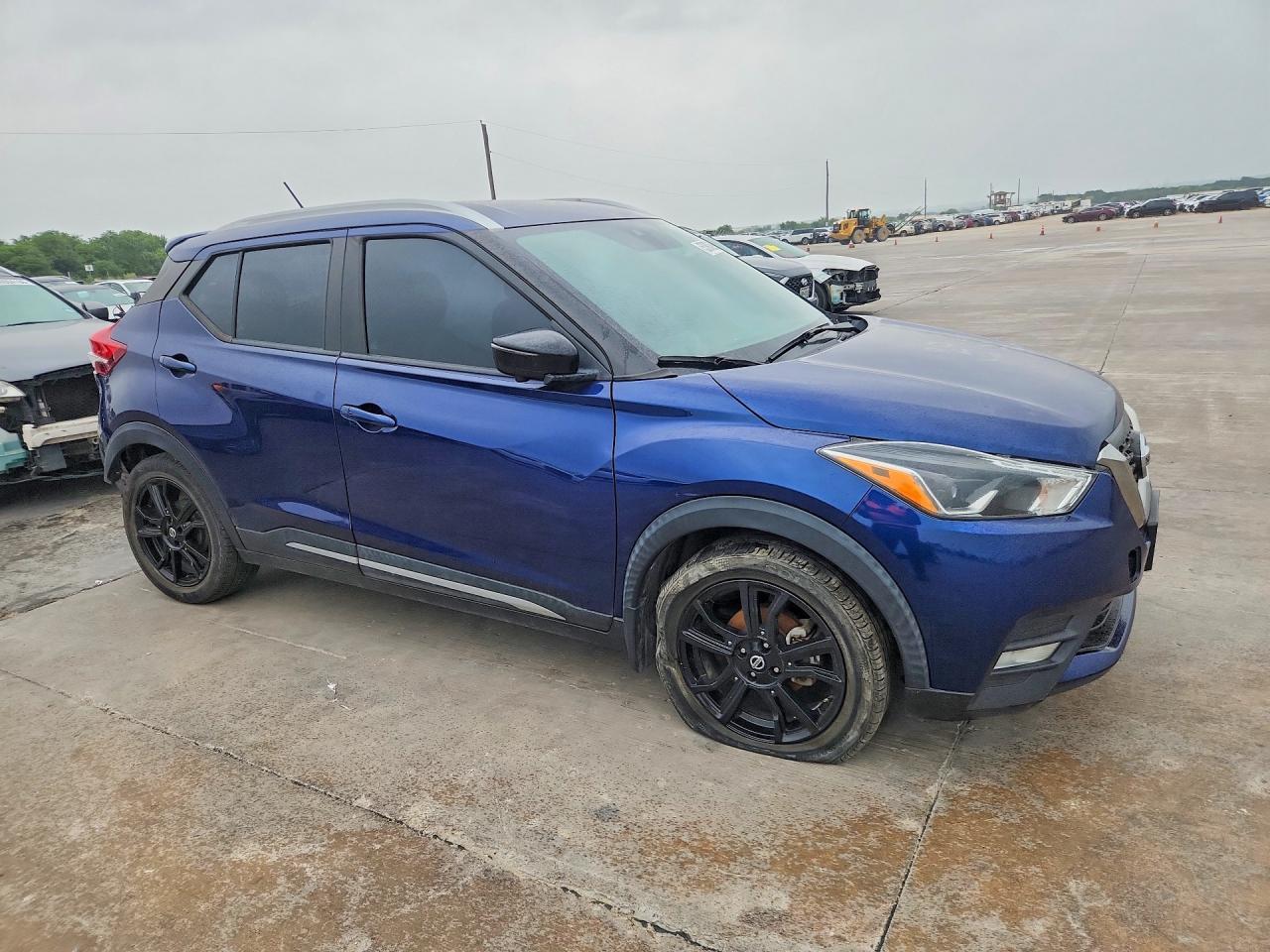 2020 Nissan Kicks Sr - Фото 4