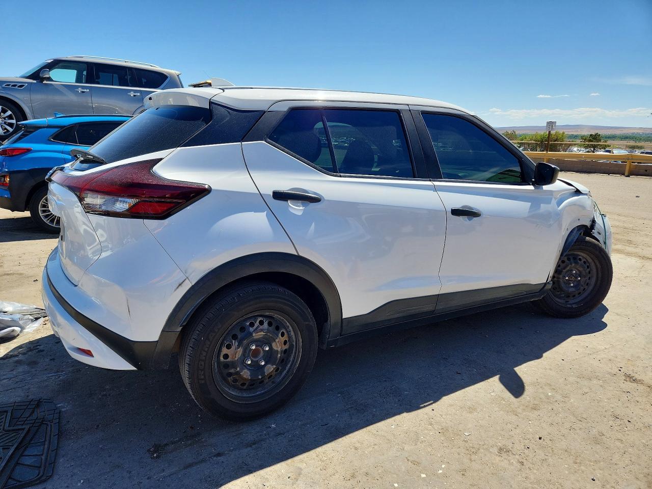 2021 Nissan Kicks S - Фото 3