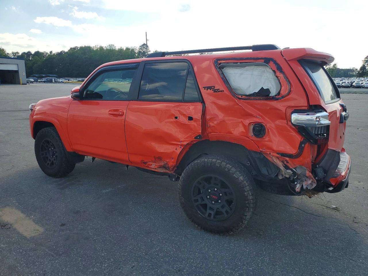 2024 Toyota 4Runner Trd Off-Road Premium - Image 2