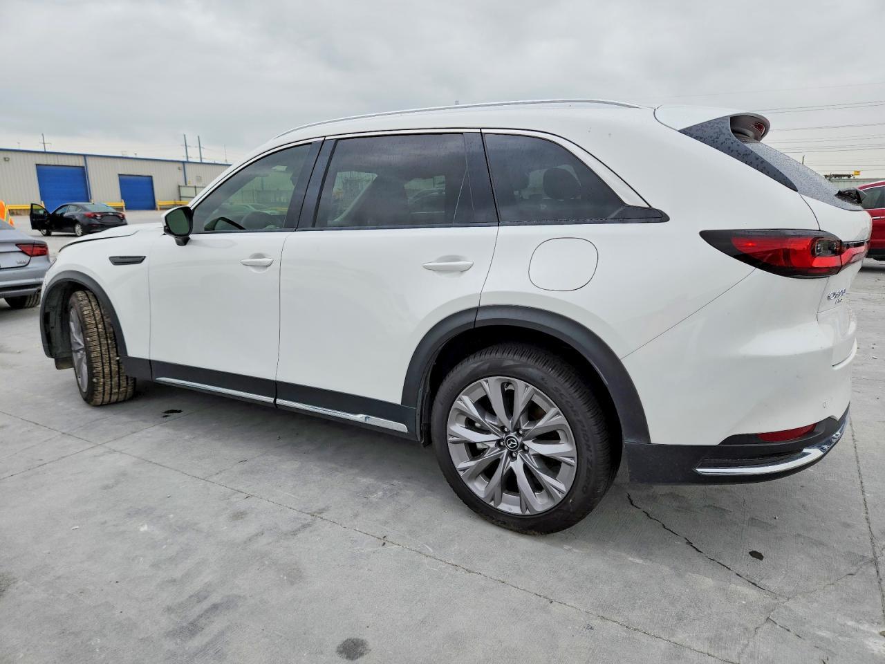 2024 Mazda Cx-90 Premium - Фото 2