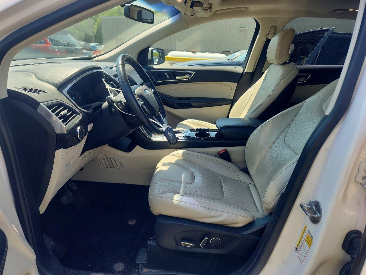 2017 Ford Edge Titanium - Фото 7