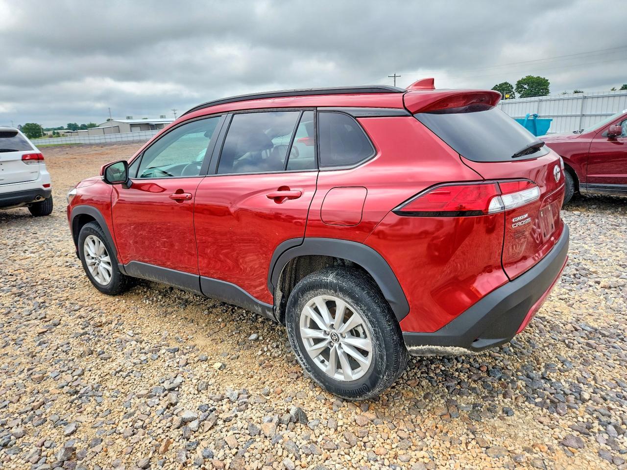 2022 Toyota Corolla Cross Le - Image 2