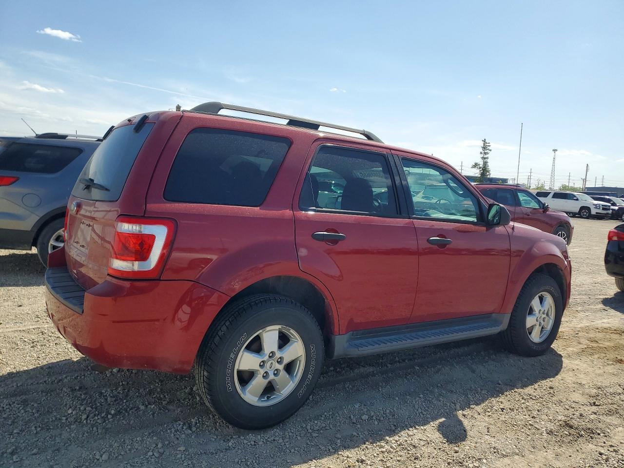 2010 Ford Escape Xlt - Image 3