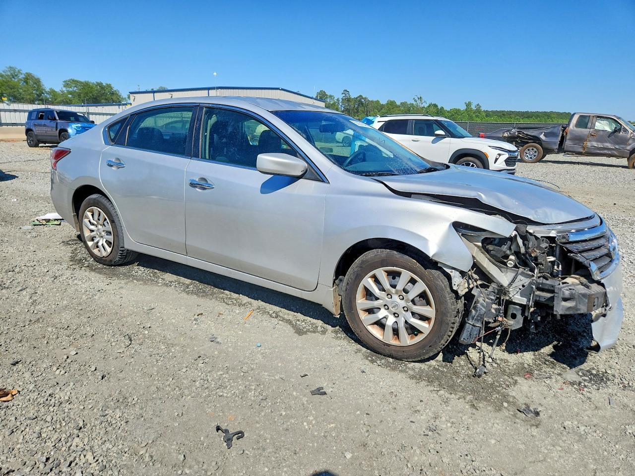 2014 Nissan Altima 2.5 S - Фото 4