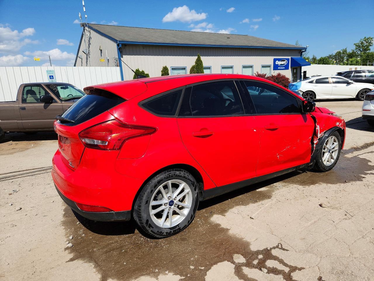 2015 Ford Focus Se - Image 3