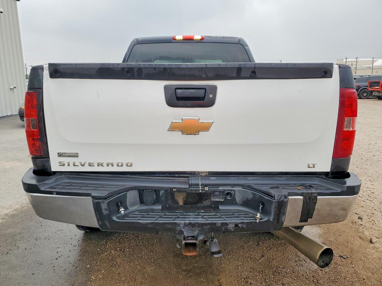 2008 Chevrolet Silverado C2500 Heavy Duty - Image 6