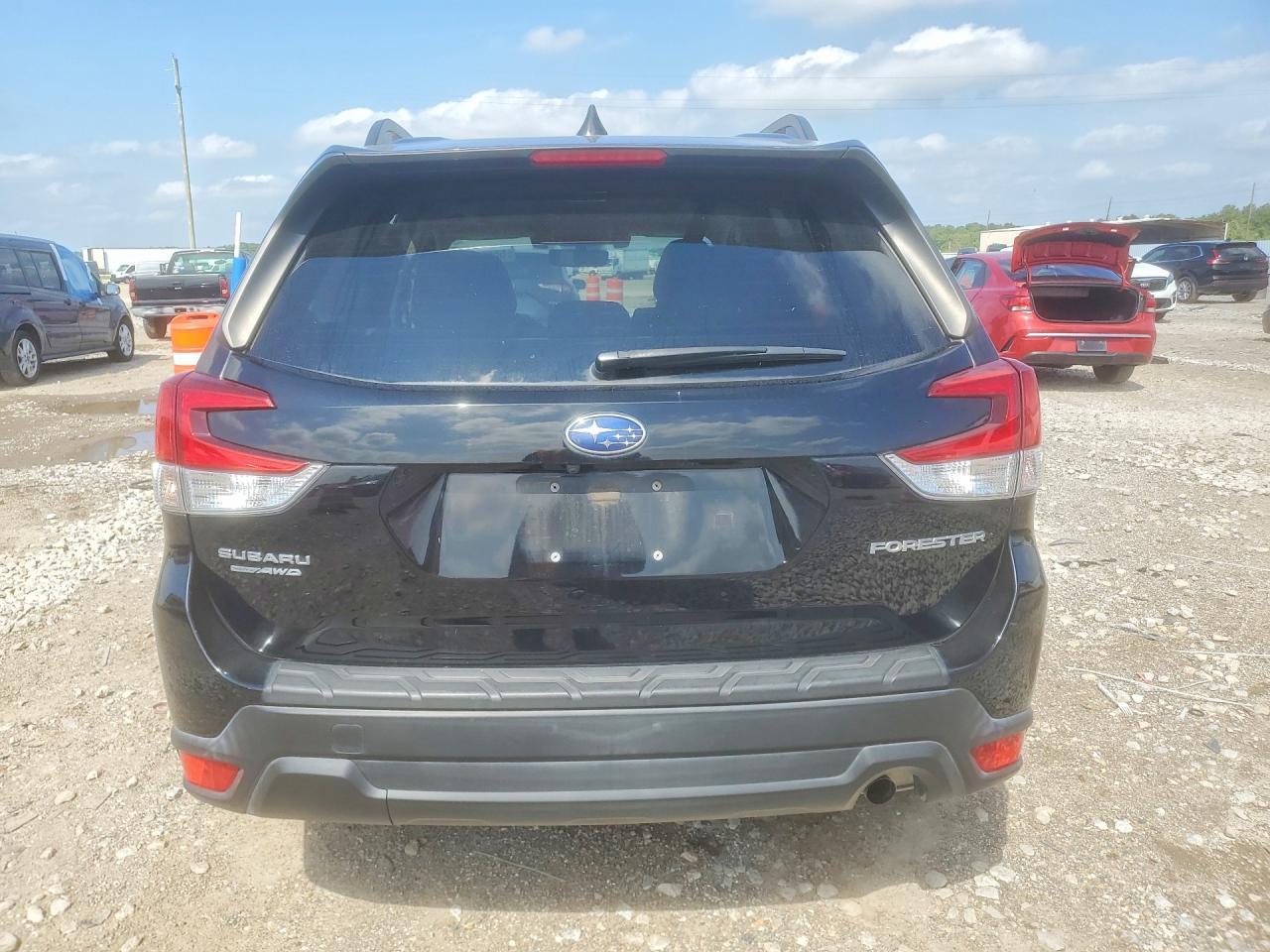 2019 Subaru Forester Premium - Фото 6