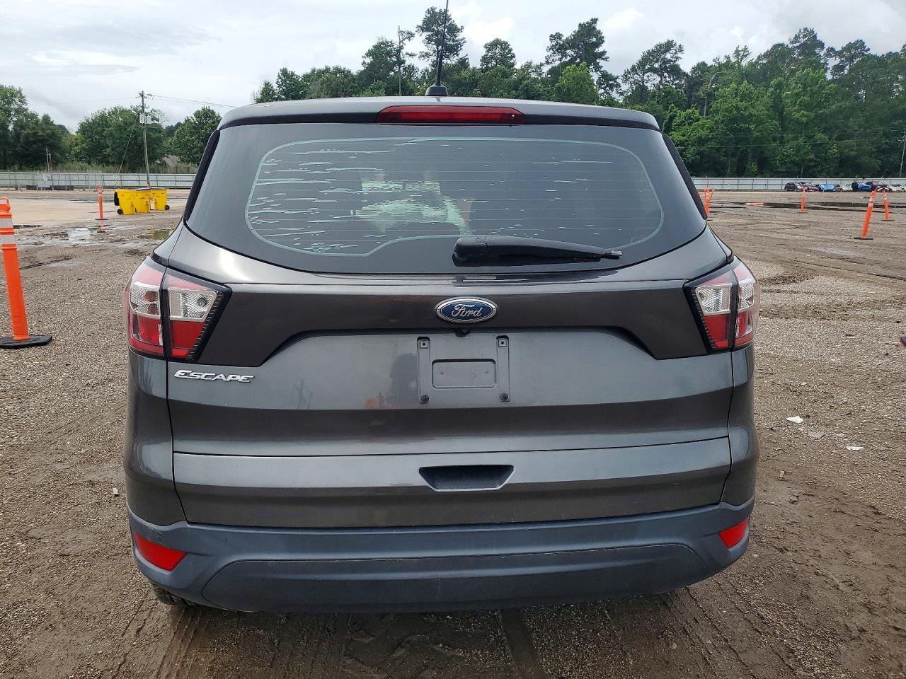 2017 Ford Escape S - Фото 6