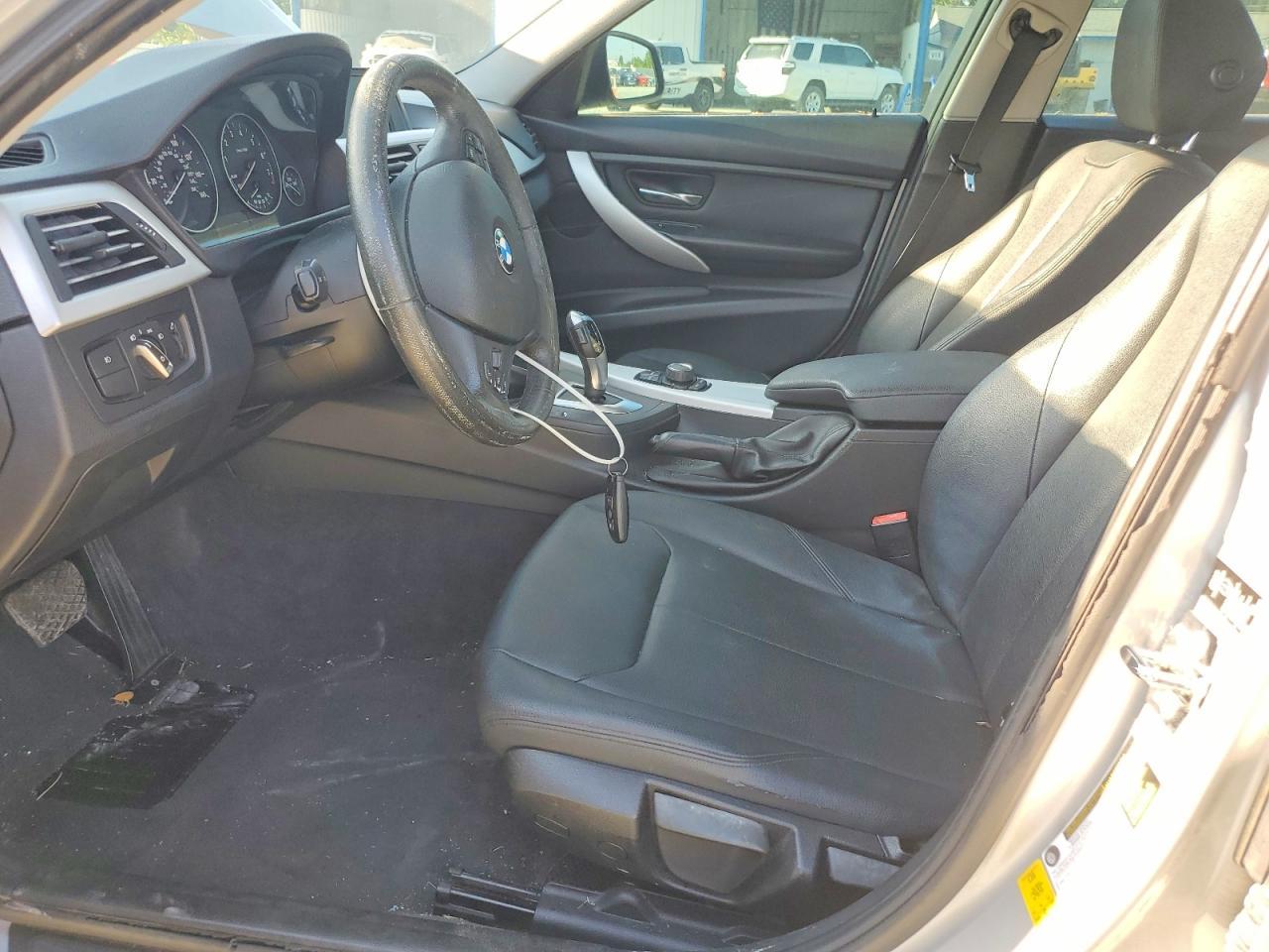 2012 BMW 328 I - Фото 7