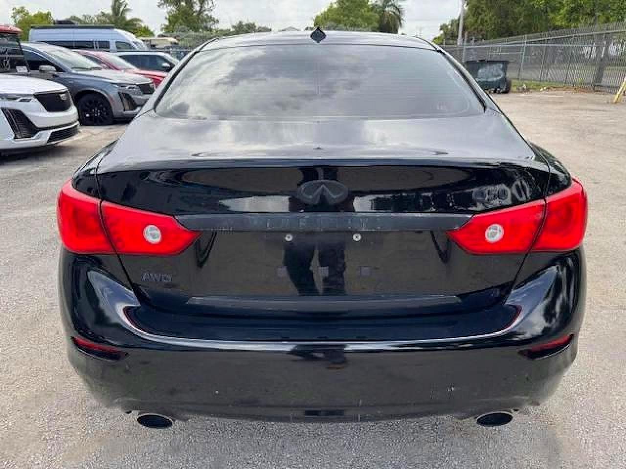 2017 Infiniti Q50 3.0T Premium - Фото 6