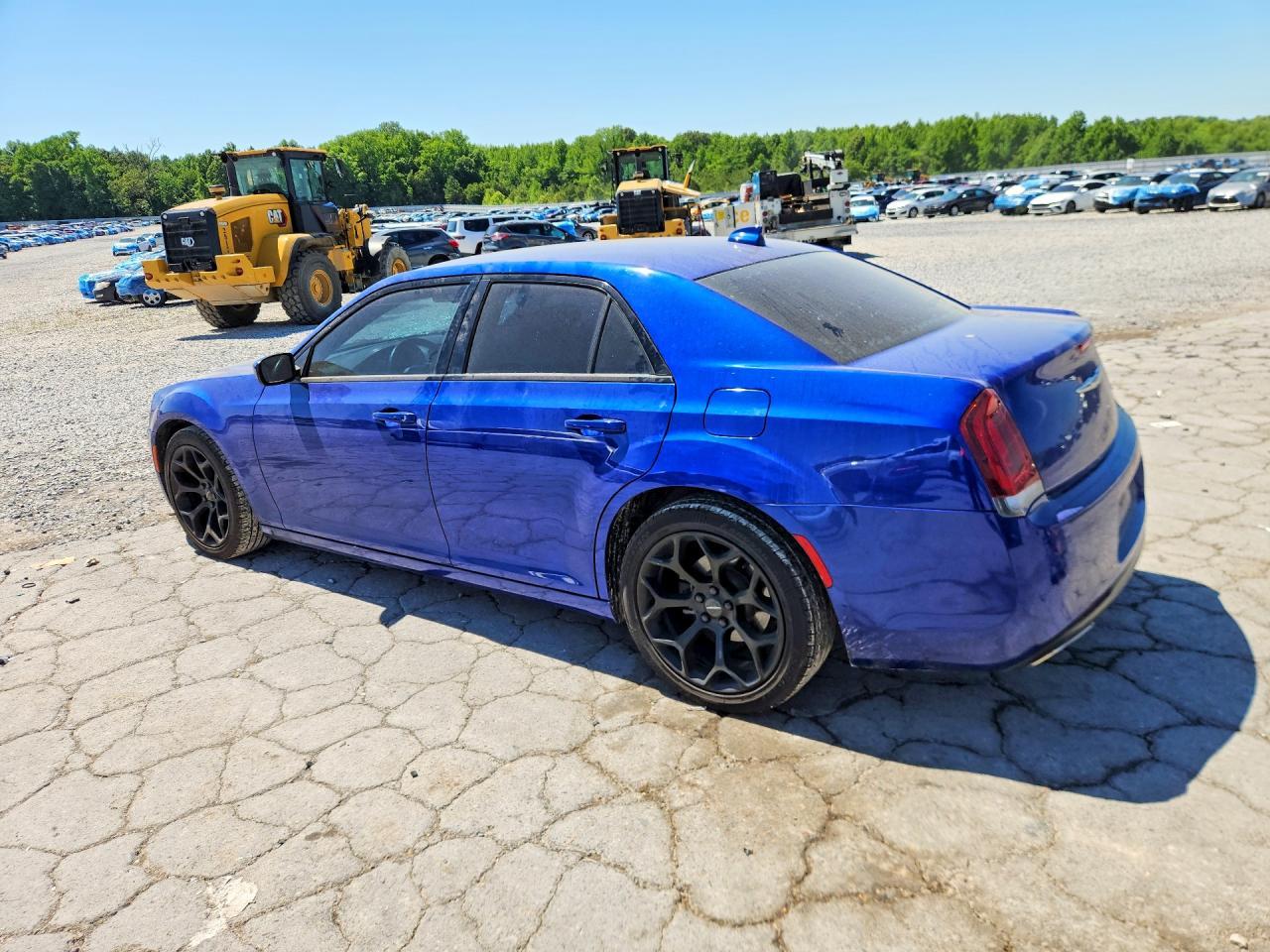 2019 Chrysler 300 S - Фото 2