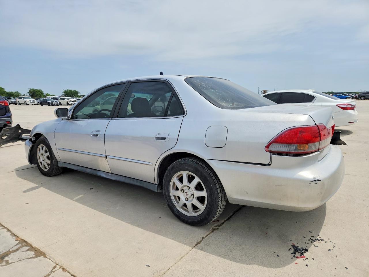 2002 Honda Accord Se - Image 2
