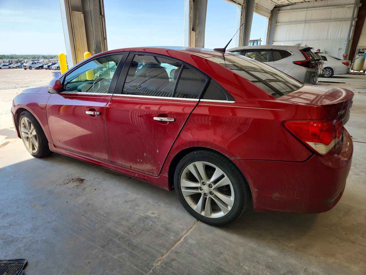 2012 Chevrolet Cruze Ltz - Image 2
