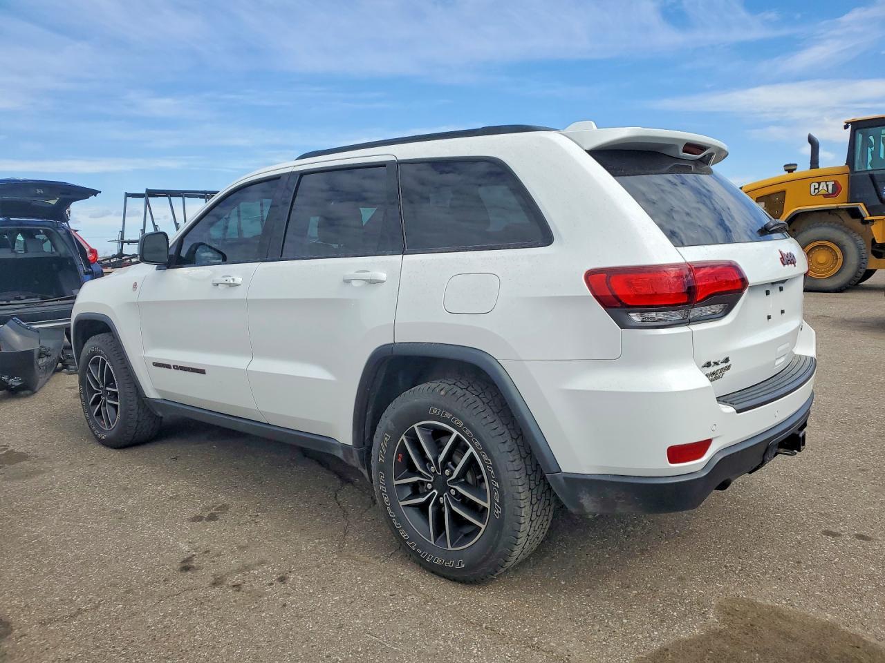 2021 Jeep Grand Cherokee Trailhawk - Фото 2