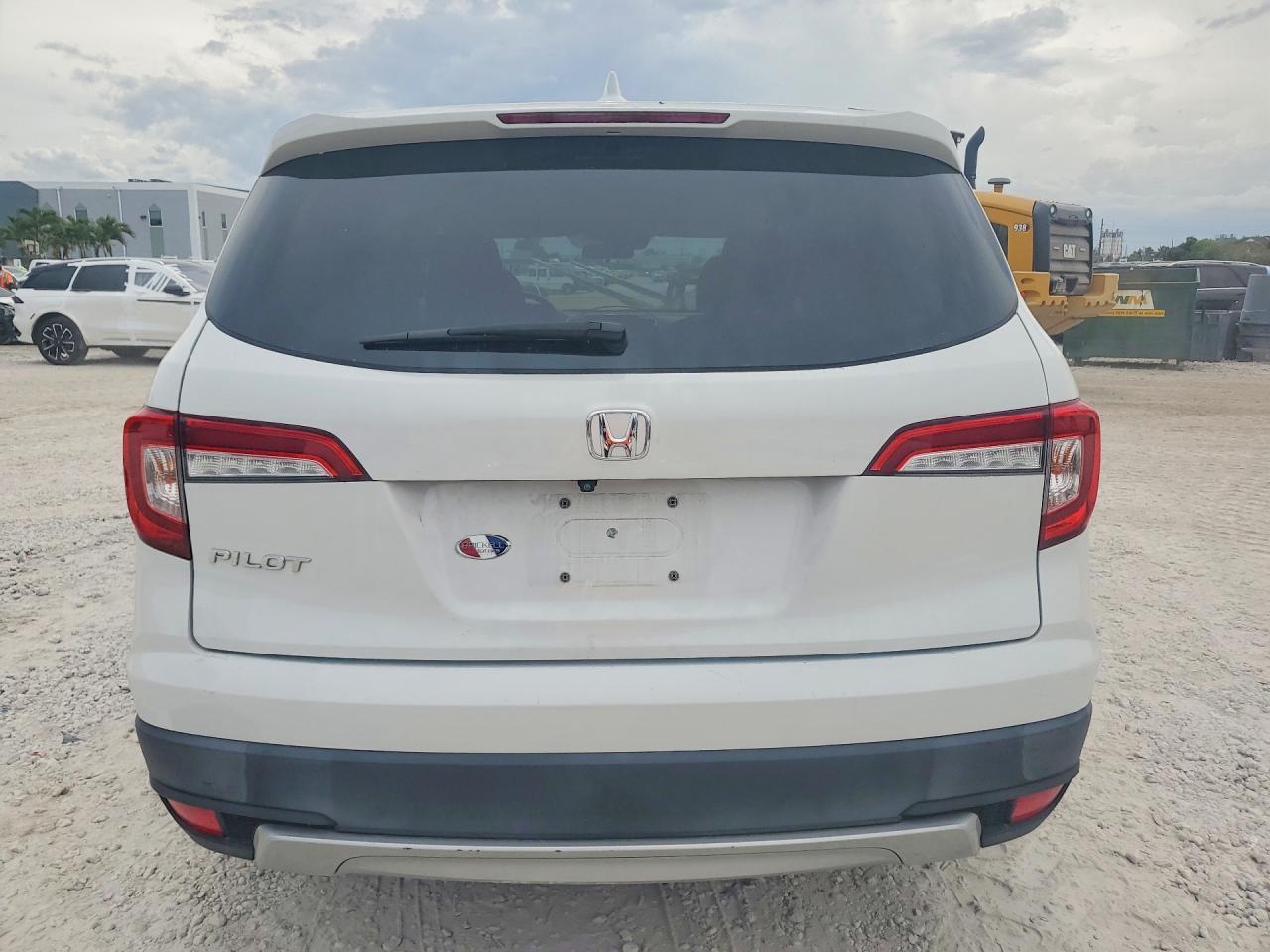 2021 Honda Pilot Ex - Image 6