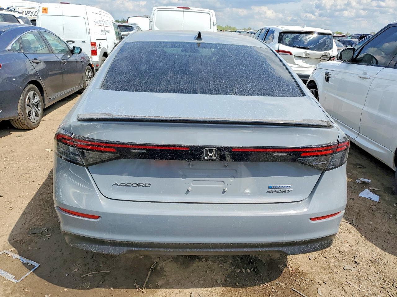 2023 Honda Accord Hybrid Sport - Image 6