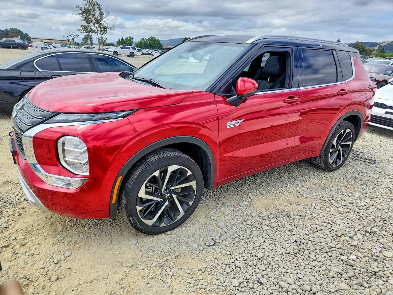 2025 Mitsubishi Outlander Sel