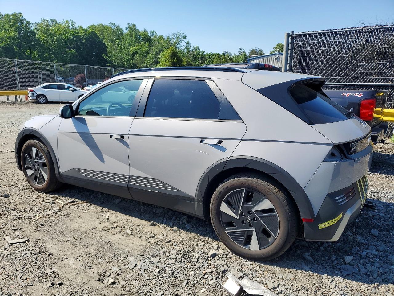 2025 Hyundai Ioniq 5 Sel - Image 2