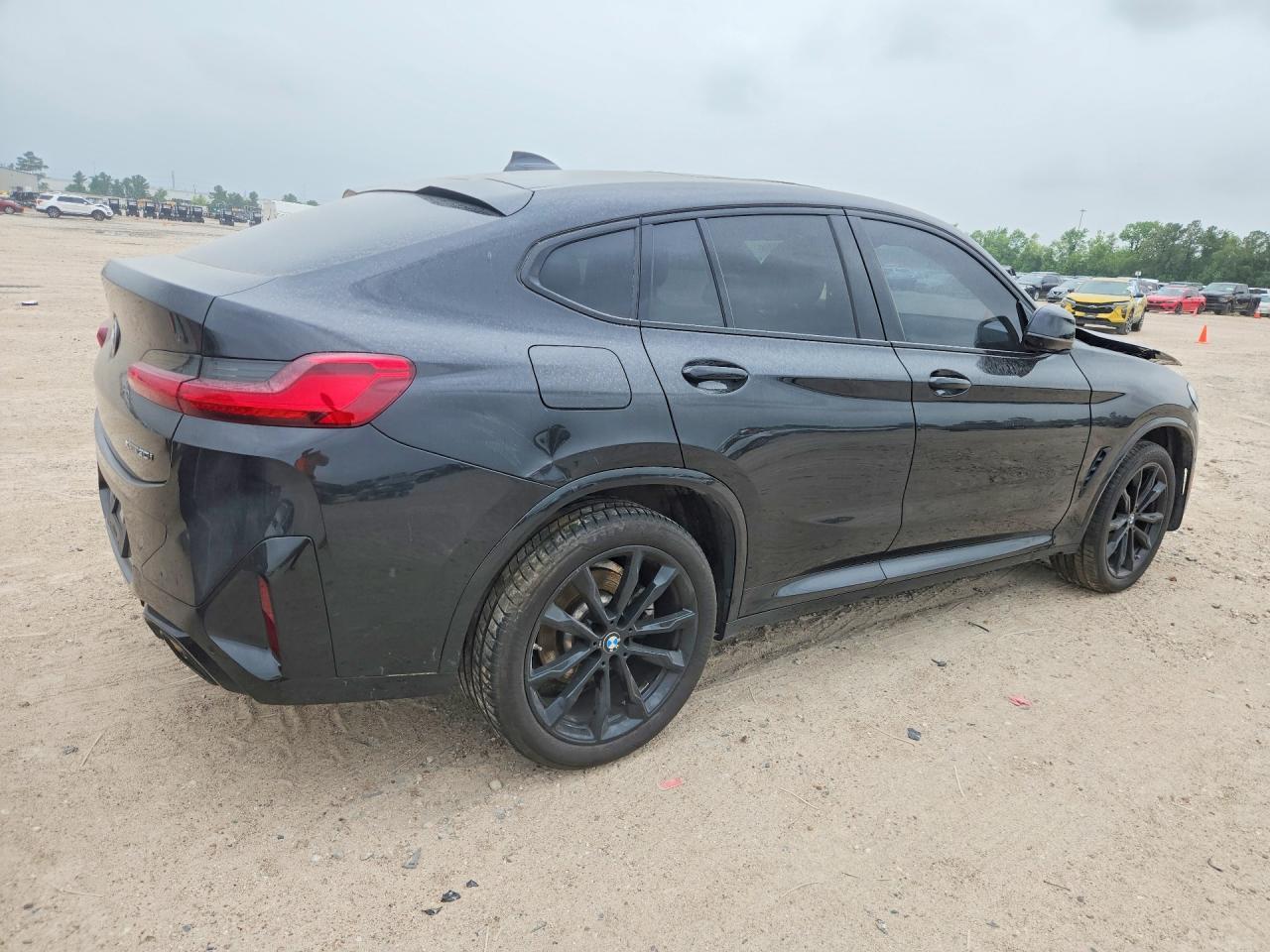 2025 BMW X4 xDrive30I - Image 3