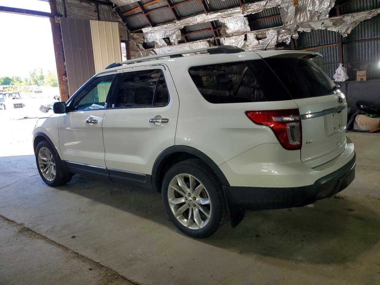 2014 Ford Explorer Xlt - Фото 2