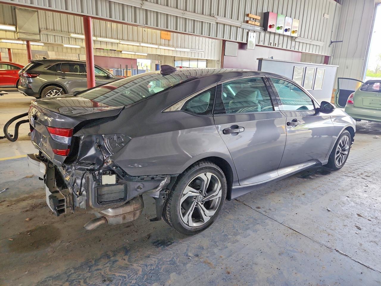 2018 Honda Accord Hybrid Exl - Image 3