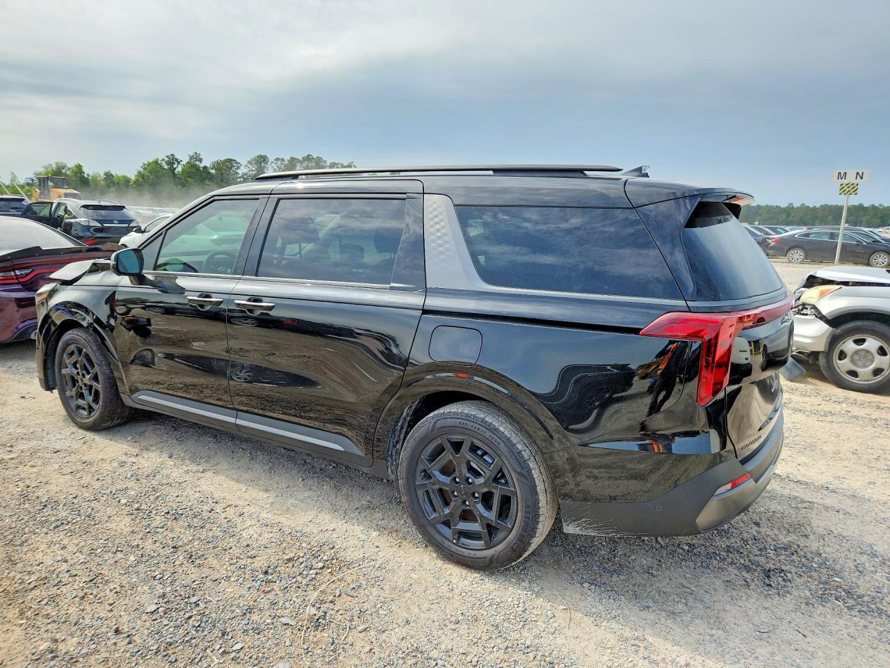 2026 Kia Carnival Hybrid Sx - Image 2