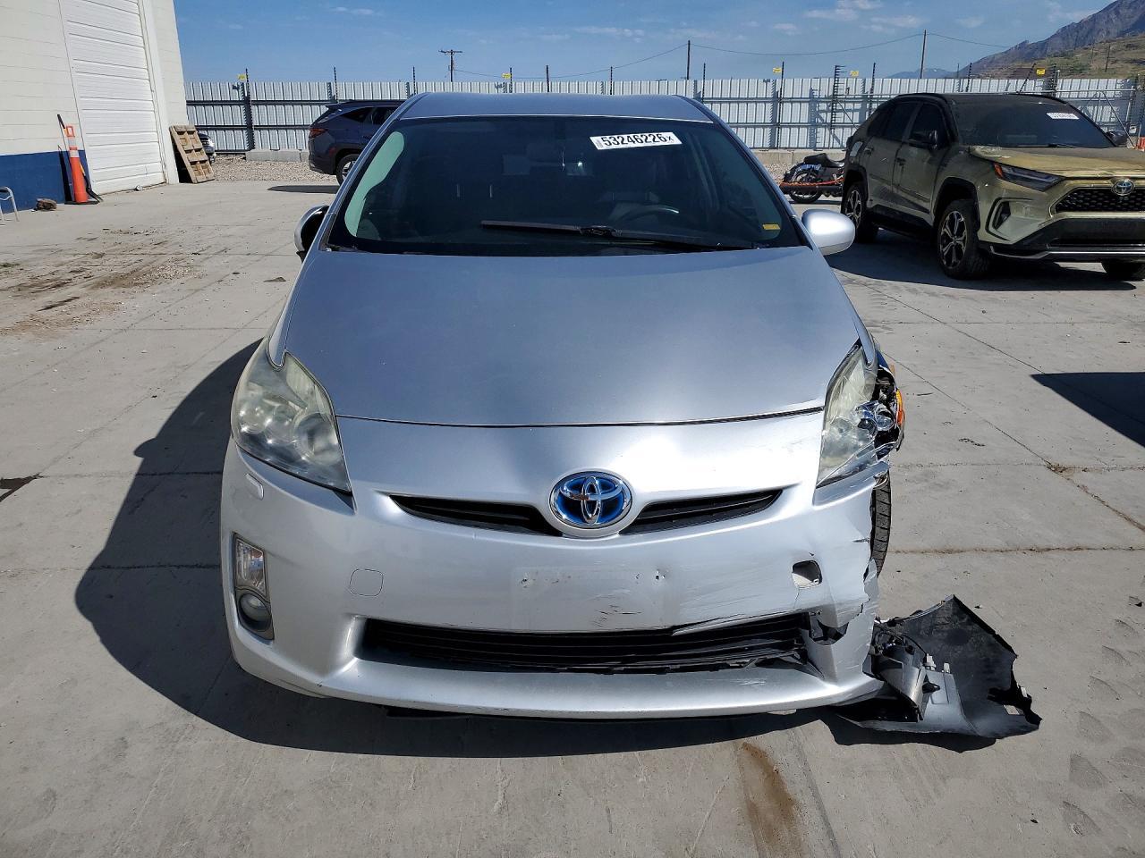2011 Toyota Prius Five - Фото 5