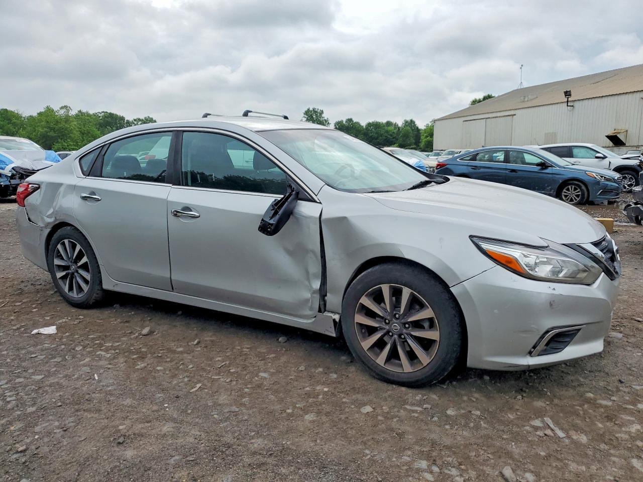 2017 Nissan Altima 2.5 Sv - Фото 4