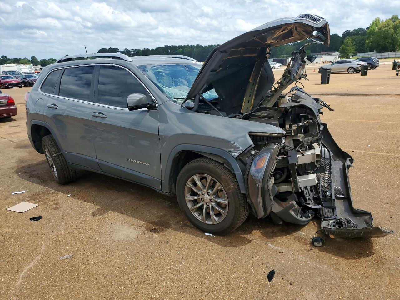 2020 Jeep Cherokee Latitude Plus - Фото 4