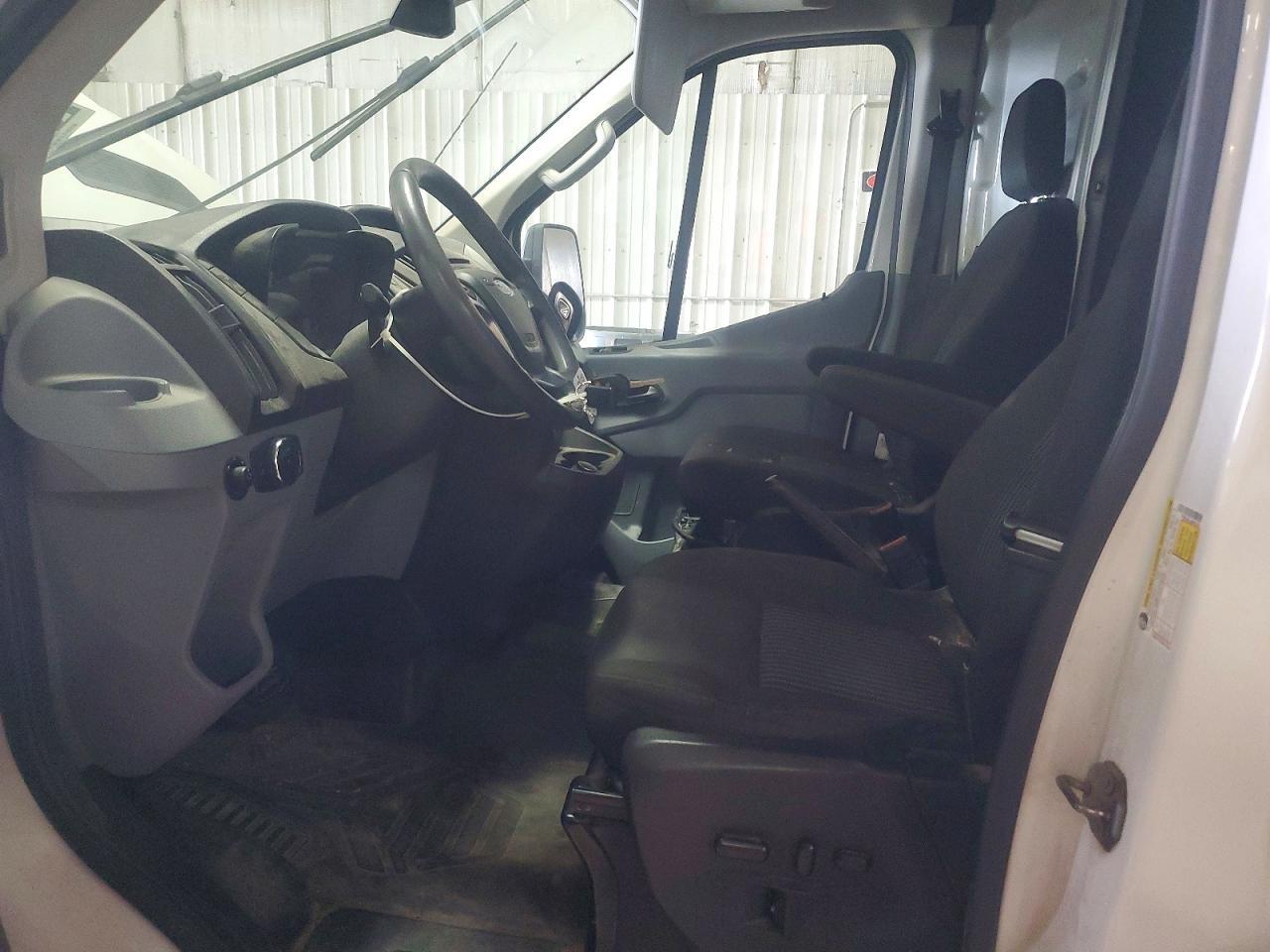 2018 Ford Transit Delivery Van - Фото 7
