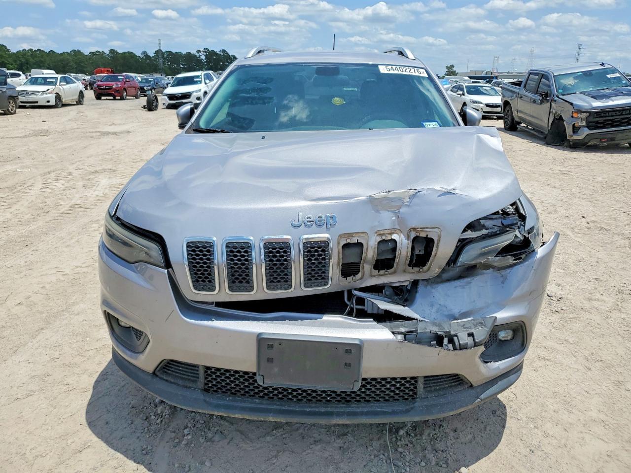 2019 Jeep Cherokee Latitude - Image 5