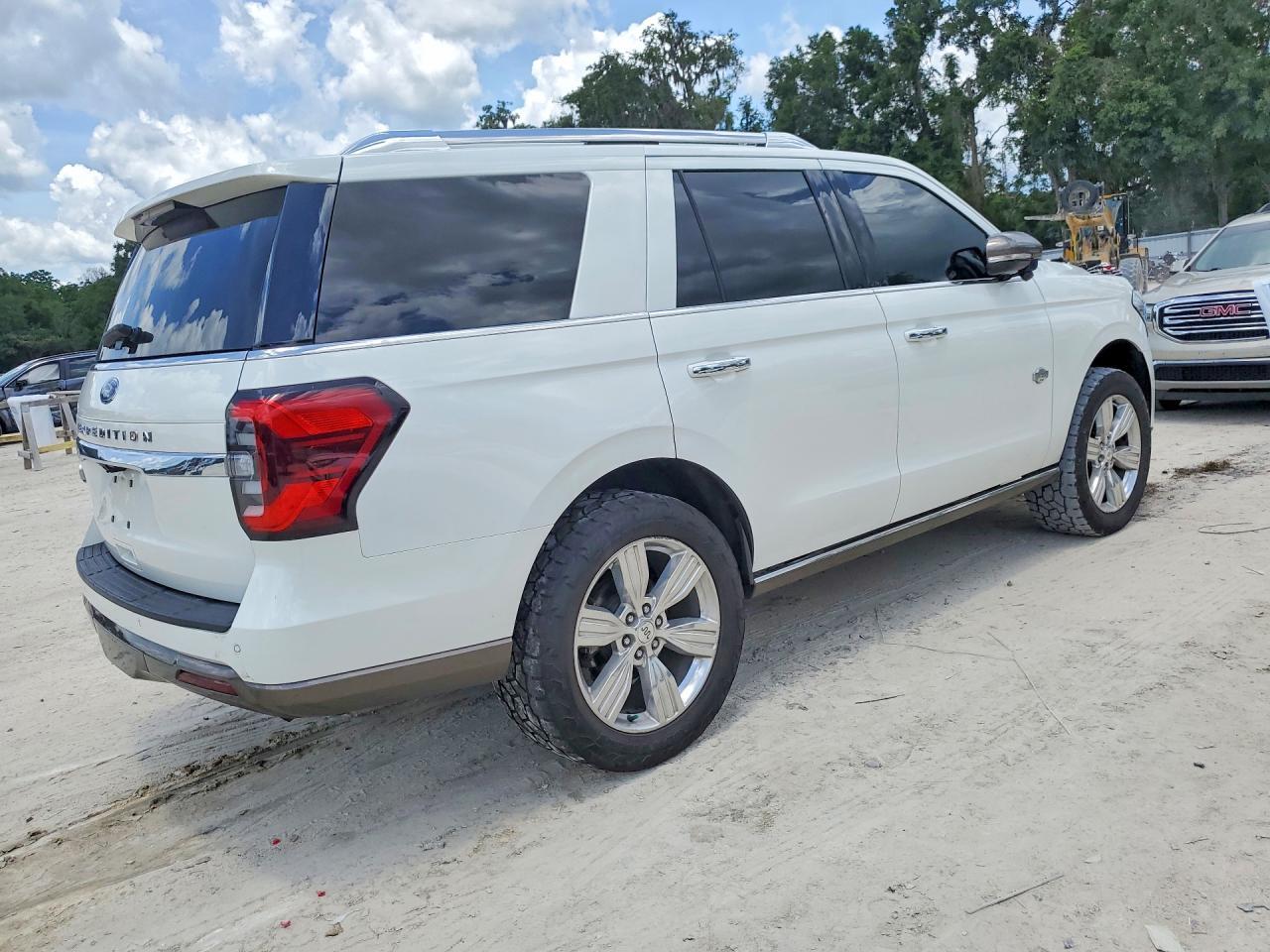 2023 Ford Expedition King Ranch - Image 3