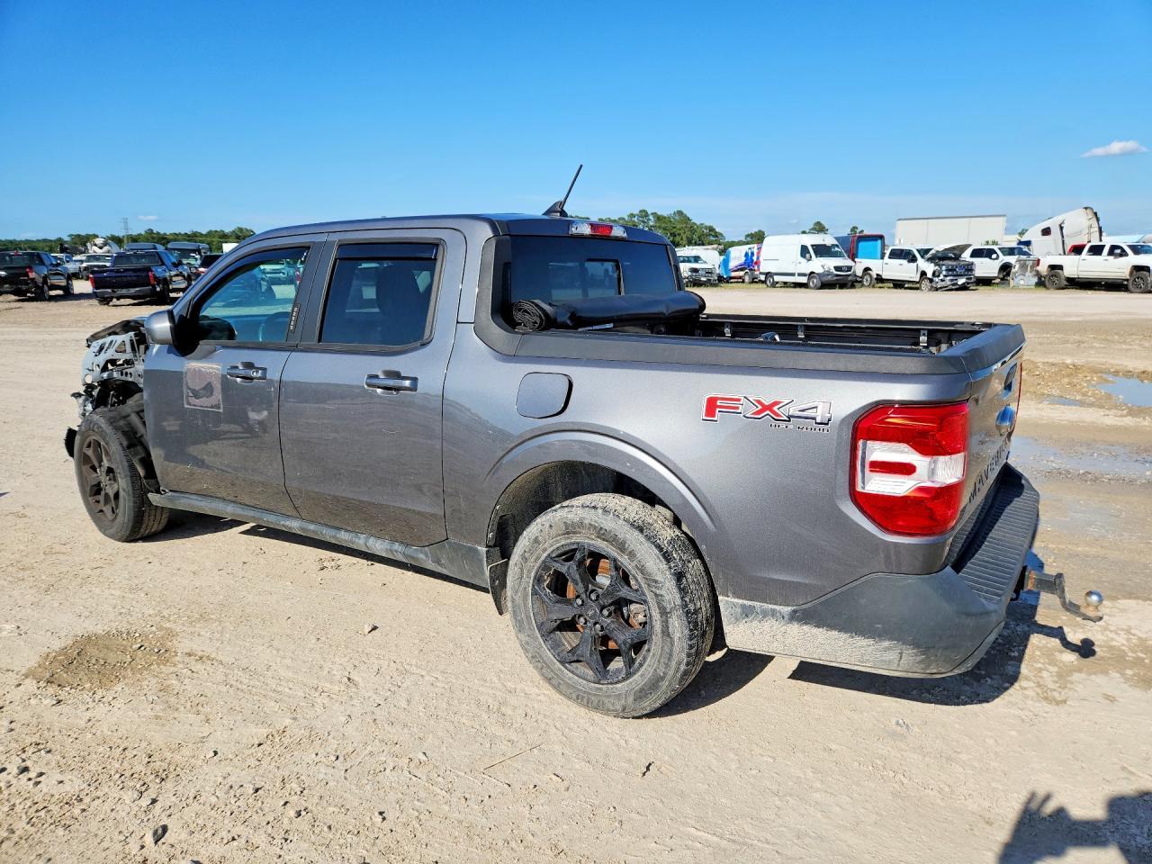2022 Ford Maverick Awd 4C Crew Cab 2.0L Lariat - Image 2