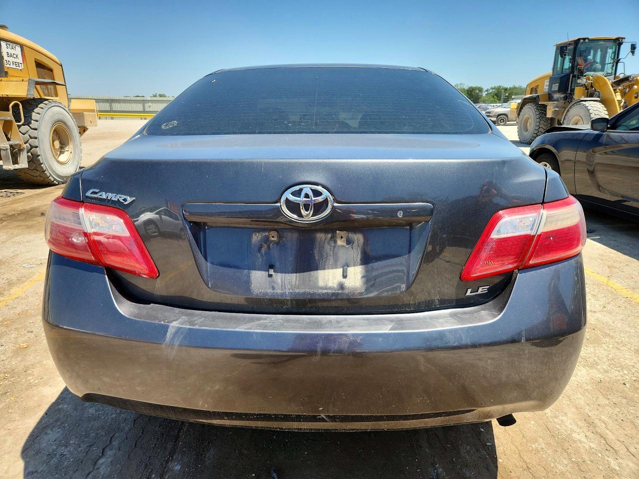 2008 Toyota Camry Le - Image 6