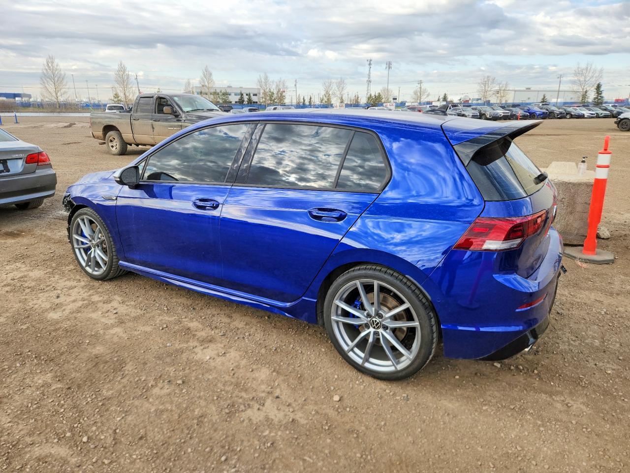 2024 Volkswagen Golf R - Image 2