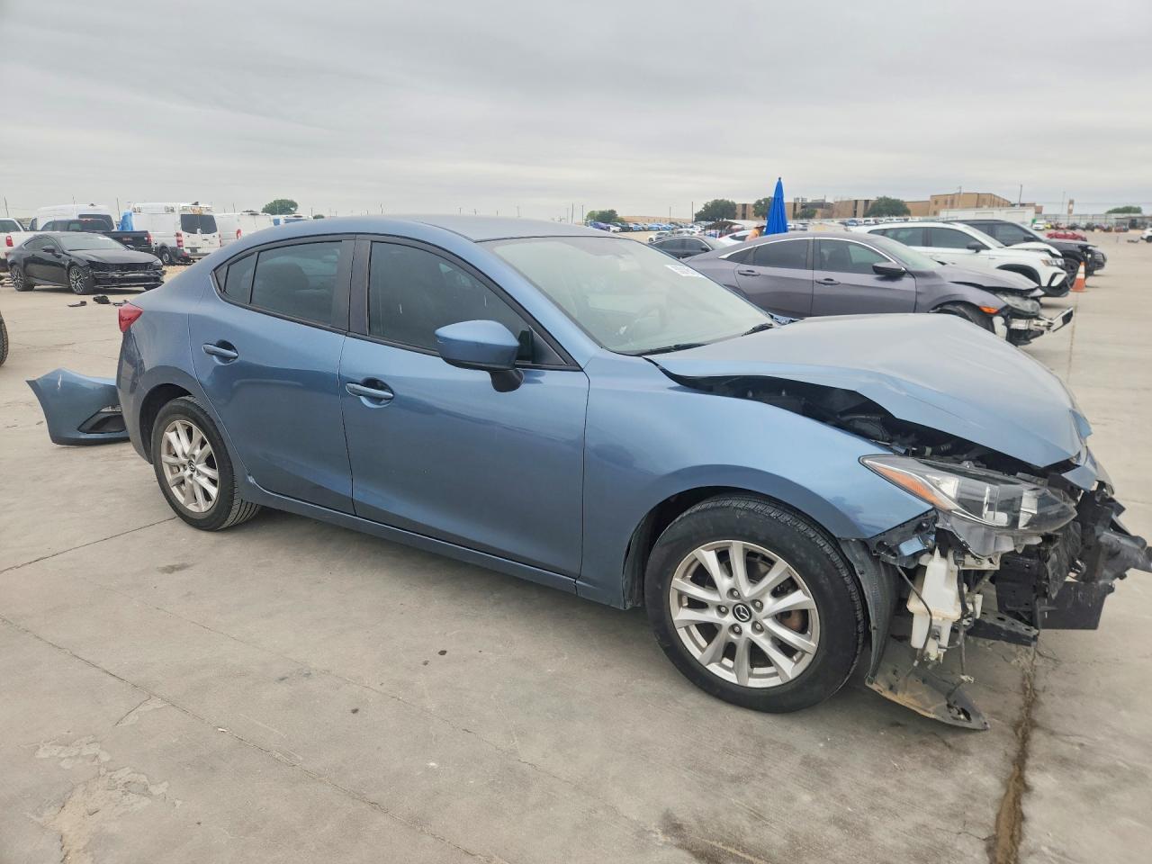 2015 Mazda 3 Sport - Фото 4